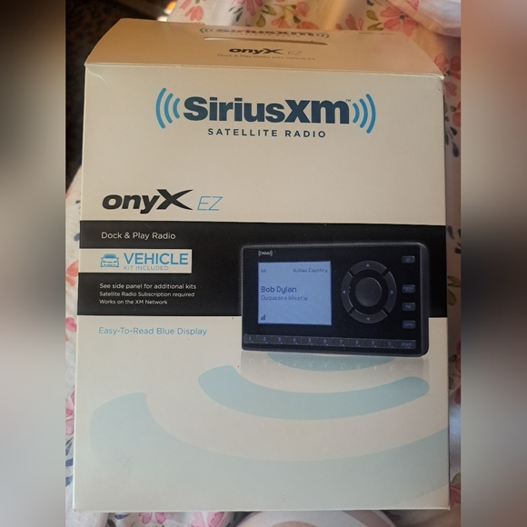 NEW never used! Sirius XM Satellite Dock and play Radio - Picture 1 of 1